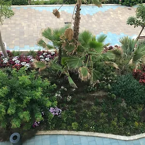 Gorgeous Sea Views And Great Location! Apartamento Estepona